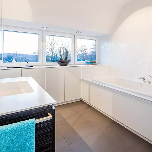Badezimmer mit schöner Aussicht.
